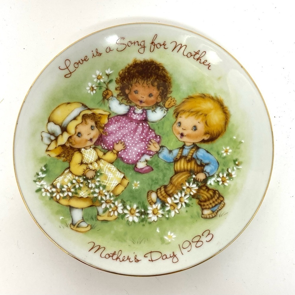 2 Vintage Souvenir Mothers Day Plates 5” (83,84)